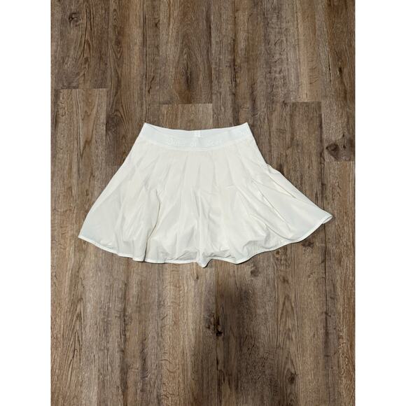 Outdoor Voices Pants - Outdoor Voices Womens White Tennis Skort Size XS